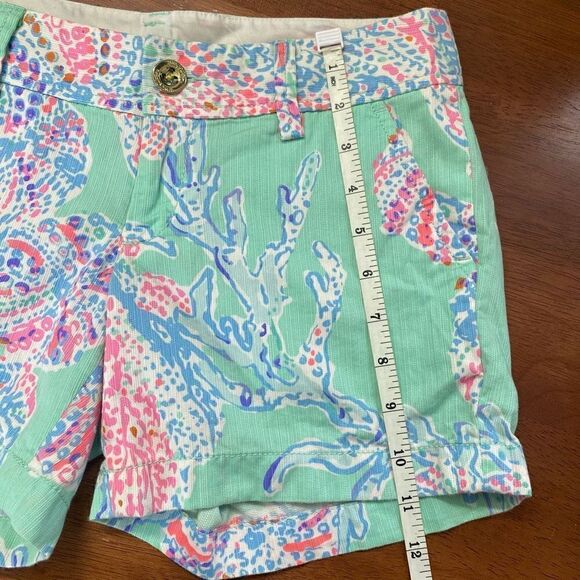 Lilly Pulitzer 5” Callahan Minty Fresh Shorts - Picture 10 of 16